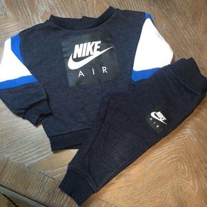 Nike 12 month 2 pc set
